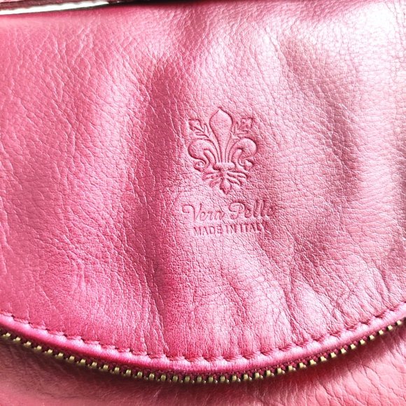 Vera Pelle Fold-over Leather Crossbody Item #3894 - Picture 5 of 9